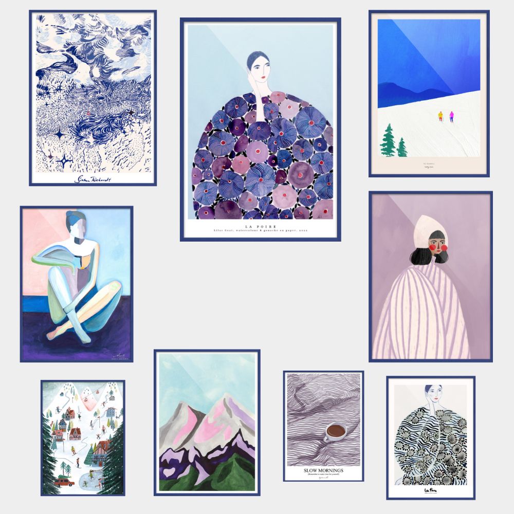 Plakatvæg med vinter plakater i lilla, blå og hvide nuancer. Plakaterne er blandt andet skabt af La Poire, Anna K. Simonsen, Bea Muller og Sissan Richardt.